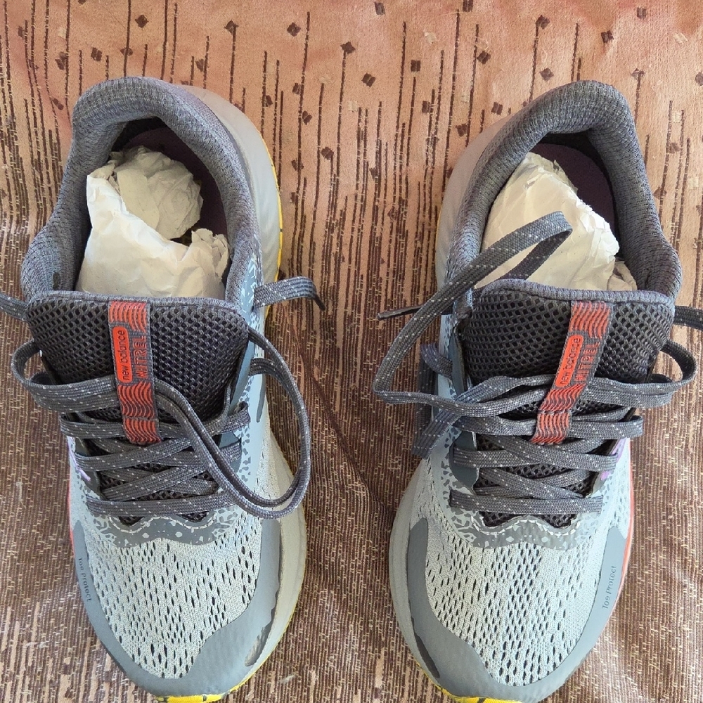 New Balance Women's Sneakers in Gray and Yellow - Picture 3 of 9